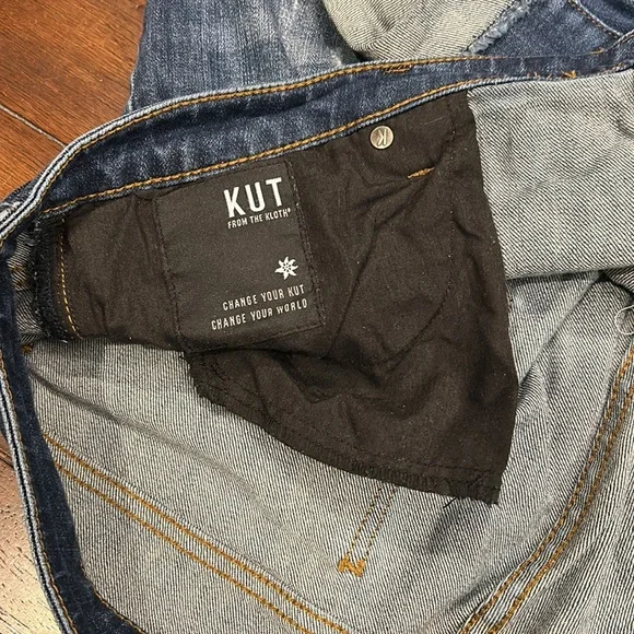 Catherine Boyfriend short stretch denim cuffed 2% spandex 6.5 inch inseam - Picture 5 of 9